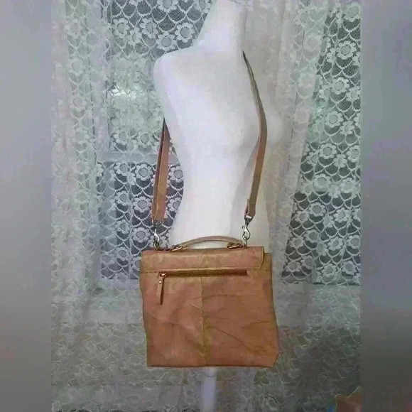 BOLLA Classic Soft Leather Messenger Bag Crossbody Light Brown Handbag Purse - Picture 5 of 16